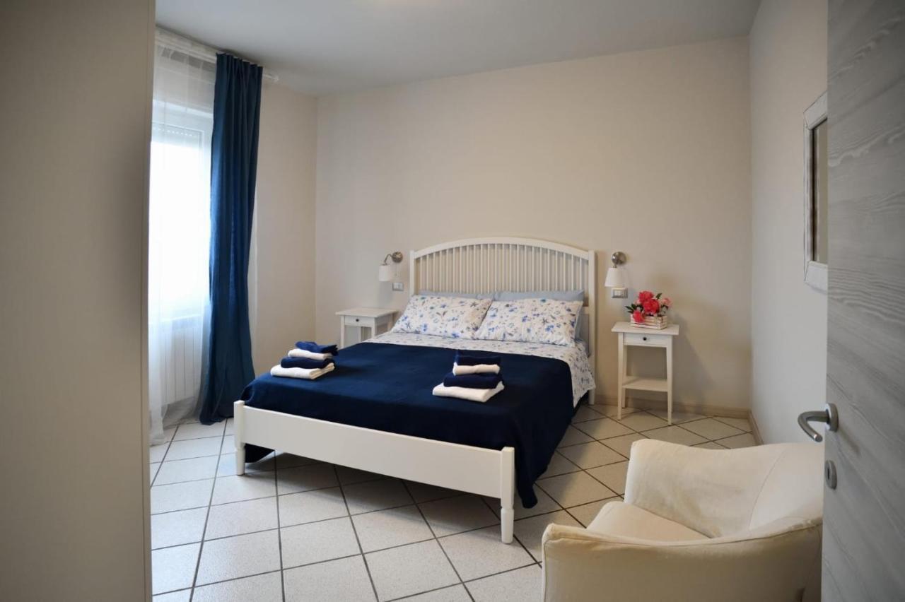 Casa San Martino Lägenhet Moniga del Garda Exteriör bild