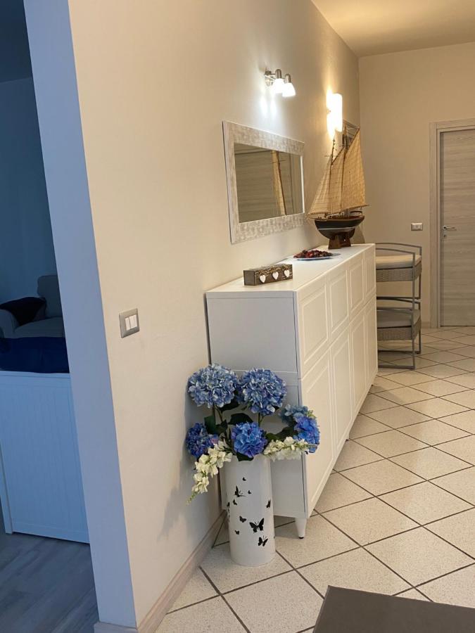 Casa San Martino Lägenhet Moniga del Garda Exteriör bild